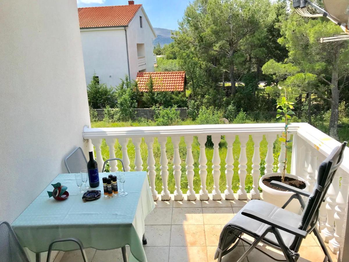 Apartment Pepa Starigrad Paklenica Eksteriør bilde