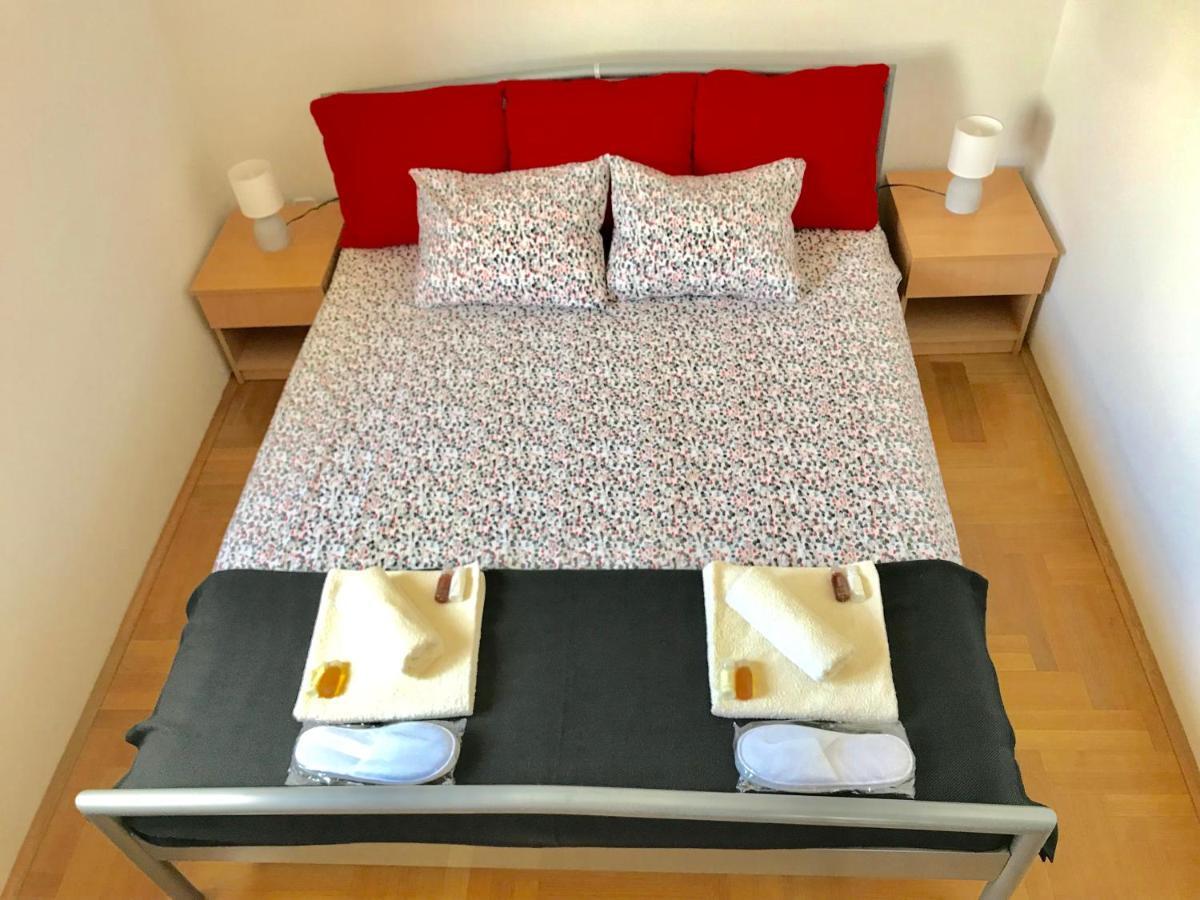Apartment Pepa Starigrad Paklenica Eksteriør bilde