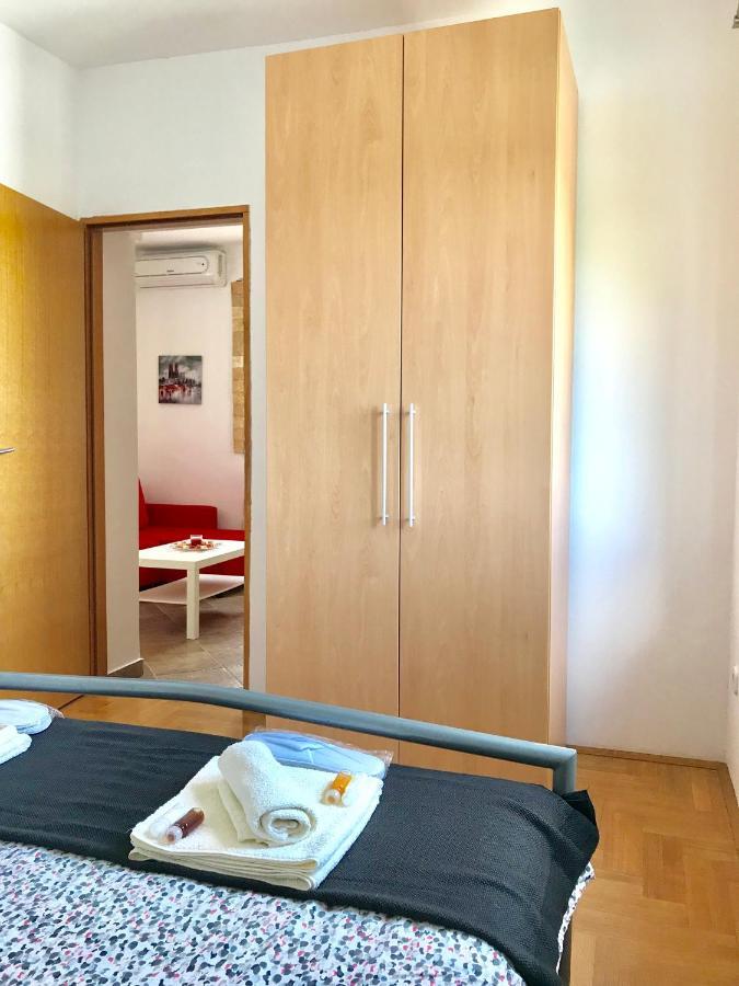 Apartment Pepa Starigrad Paklenica Eksteriør bilde